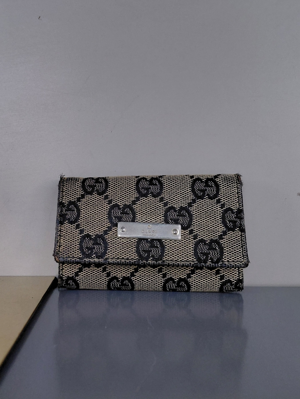 Gucci Signature Key Holder Wallet
